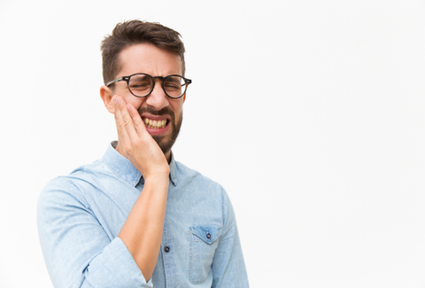 Clear Aligners and Jaw Pain/TMJ: Causes, Fixes, When to Call Your Dentist